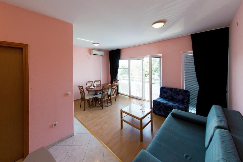 Apartments Danijela 2 Sukošan Extérieur photo